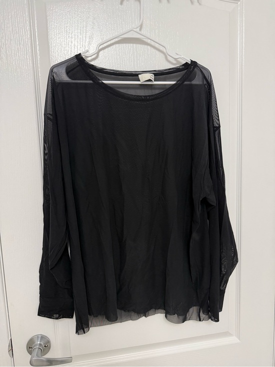 Wilfred Tops - Wilfred Black Sheer Long-Sleeve Mesh Top